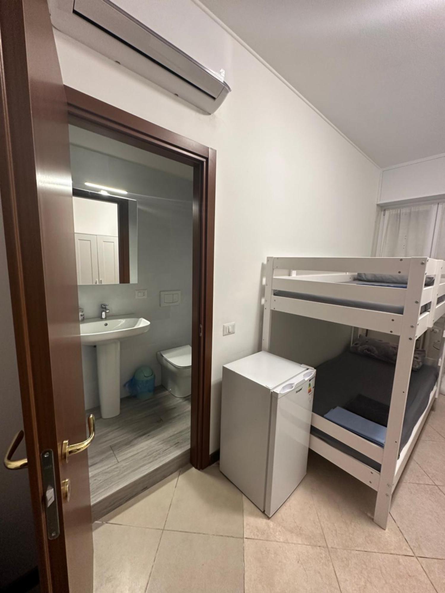 Gigli, Rooms Con Cucina In Comune E Terrazza Milano Exterior foto